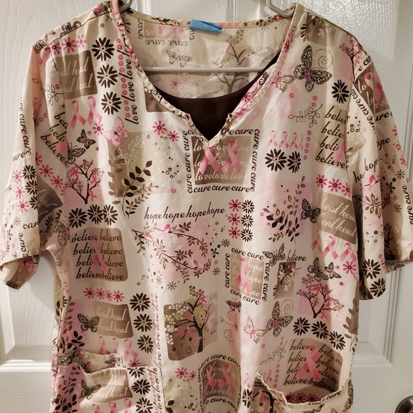 Nursing Uniform Scrub Top - Picture 1 of 1